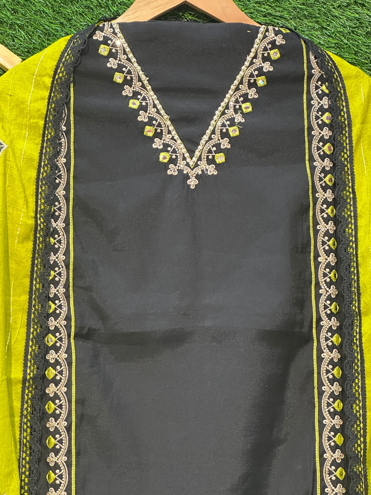 Pure Muslin Celebrity Suit