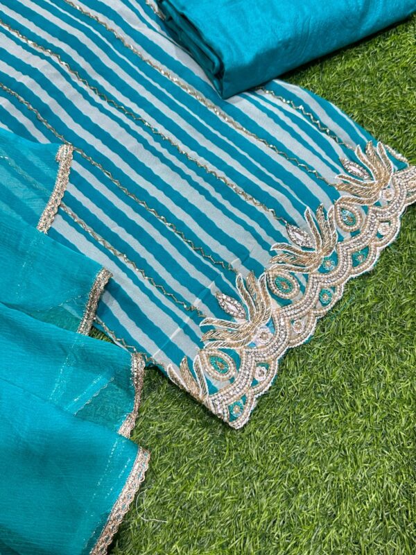 Beautiful New Arrival Suit