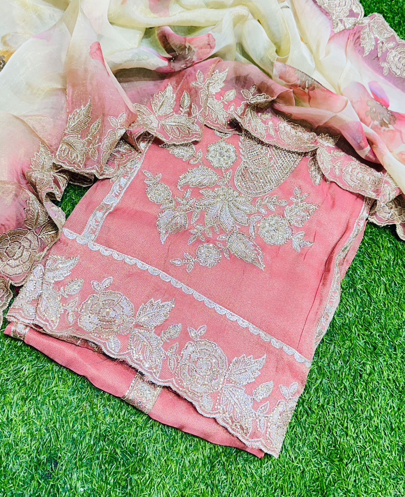 Beautiful Partywear  Look Suit