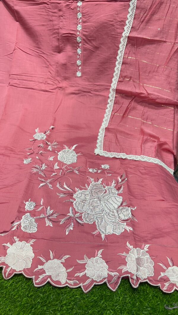 Roman Silk Suit - Image 2